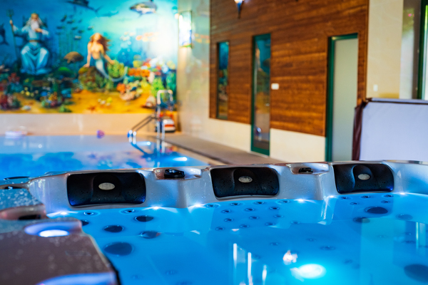 Jacuzzi ogrodowe z hydromasażem, mini ranking 