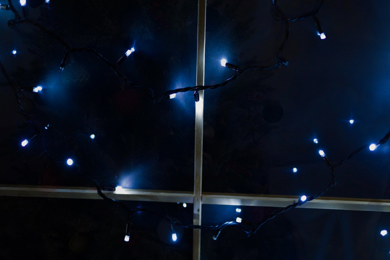 Boże Narodzenie - Lampki Choinkowe 300 LED Premium Białe Zimne z dodatkowym gniazdem (3)