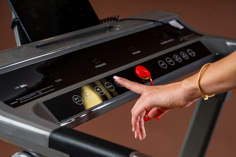 Bieżnie elektryczne - Bieżnia elektryczna domowa CORCIANO CINTRA Składana 140KG (8)