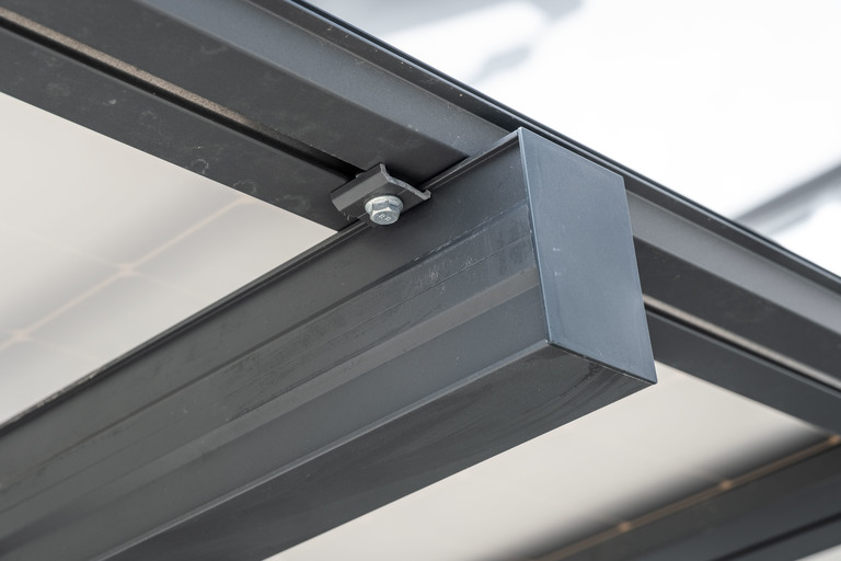 Domki / Garaże - Garaż samochodowy CARPORT Wiata FOTOWOLTAICZNA sama konstrukcja (4)