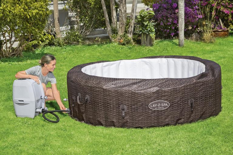 Baseny i materace - Jacuzzi Ogrodowe Moritz Lay-z Spa AirJet Bestway 216cm x 71cm (8)