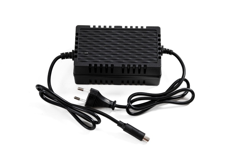 Hulajnogi elektryczne - Kopia - Hulajnoga Elektryczna Składana eXplay M10 20 km/h czarna (10)