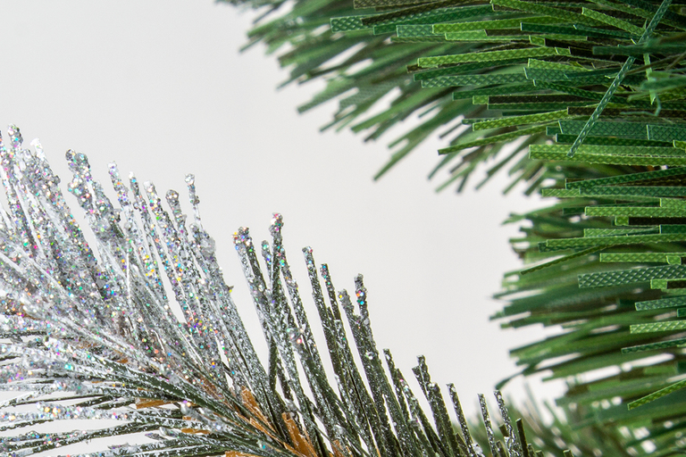 Boże Narodzenie - Sosna z brokatem biała 220 cm  CHOINKA SZTUCZNA  (5)