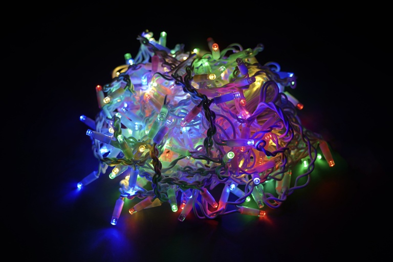 Boże Narodzenie - Sople 100 LED do użytku zewnętrznego 8 programów multikolor (6)