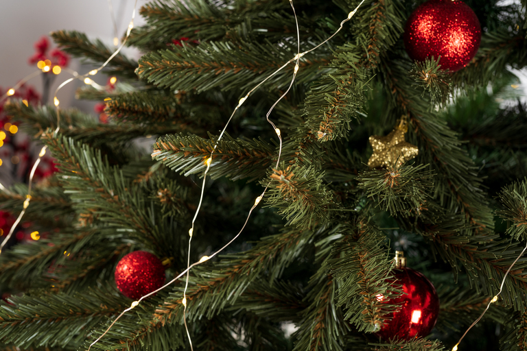 Choinki sztuczne - Choinka Sztuczna PREMIUM ŚWIERK KAUKASKI 220 cm (12)