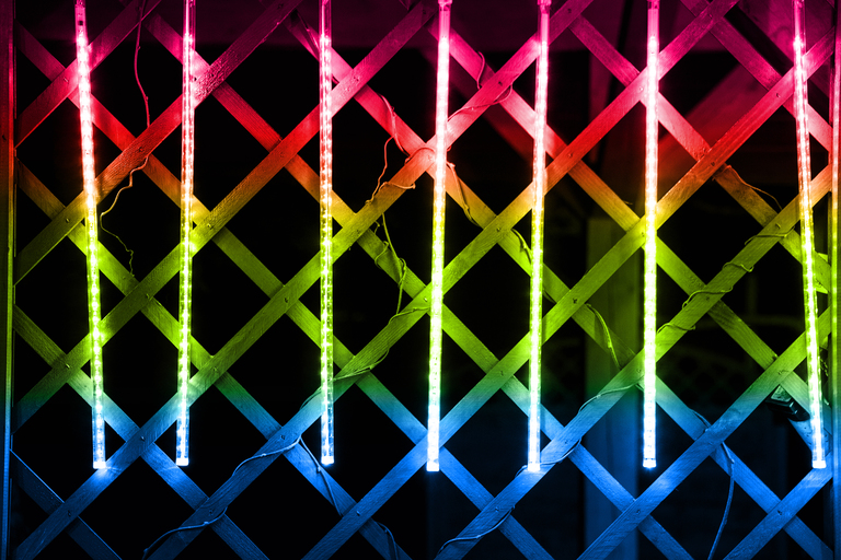 Boże Narodzenie - Sople meteory 8 szt 576 LED do użytku zewnętrznego 8 funkcji multikolor (2)