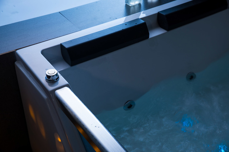 Z hydromasażem  - Wanna z hydromasażem OREGON  jacuzzi 120x170x59cm (4) Z hydromasażem  - Wanna z hydromasażem OREGON  jacuzzi 120x170x59cm (4)