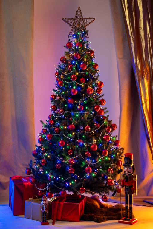 Choinki sztuczne - Choinka Świerk Leśny 180cm (2)